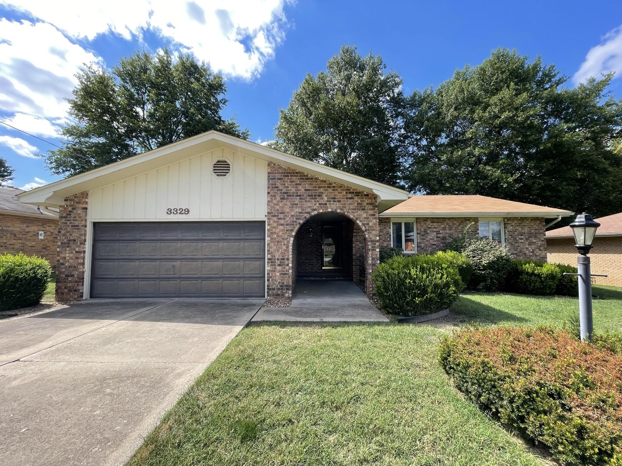 3329 N Pickwick Ave, Springfield, MO 65803 MLS 60227739 Redfin