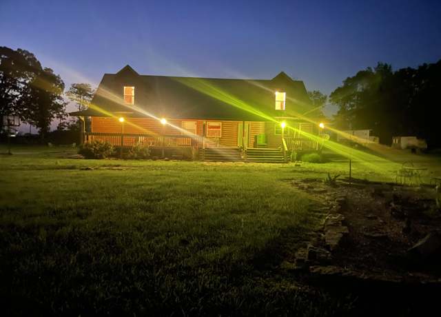 Property at 20302 Farm Road 1120, Cassville, MO 65625, 4 beds, 3.5 baths