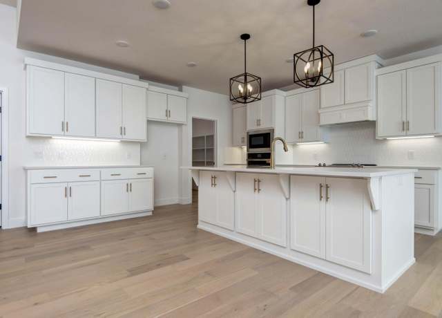 Property at 6058 S Canterbury Ln Lot 134, Battlefield, MO 65619, 3 beds, 2 baths