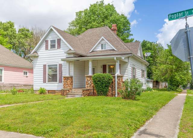 Property at 901 W Poplar St, Springfield, MO 65802, 3 beds, 1 bath
