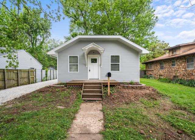 Property at 1211 S Pennsylvania Ave, Springfield, MO 65807, 2 beds, 1 bath