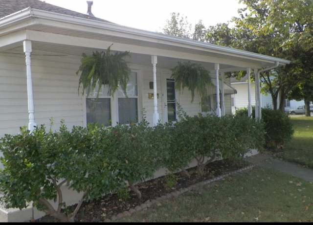 Property at 1205 Harold St, Cassville, MO 65625, 3 beds, 1 bath