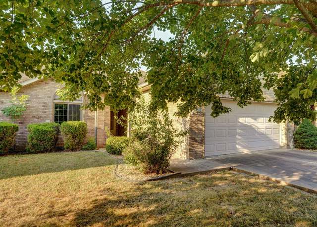 Property at 2314 W Deerbrooke Trl, Ozark, MO 65721, 3 beds, 2 baths