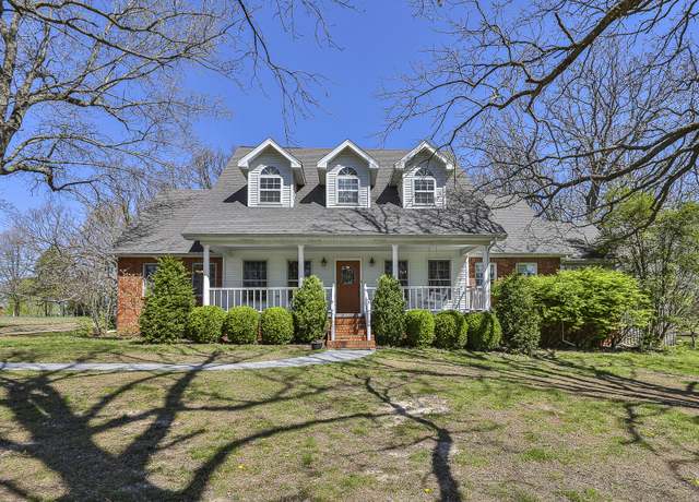 Property at 211 Hill Haven Rd, Marshfield, MO 65706, 3 beds, 2.5 baths