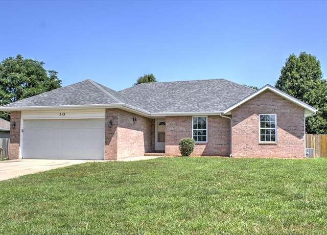 Property at 513 Pine St, Willard, MO 65781, 3 beds, 2 baths