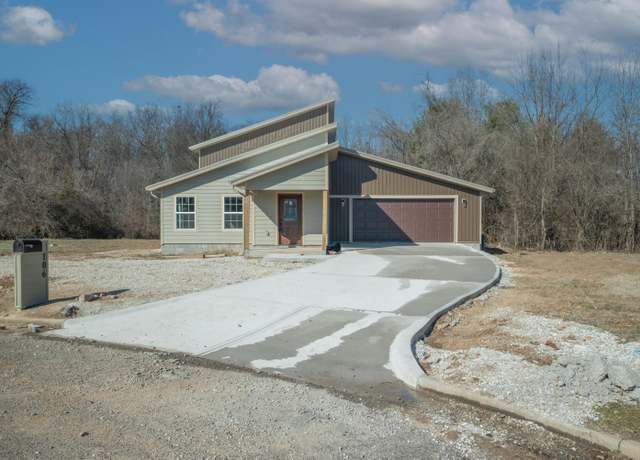 Property at 106 Haylee Cir, Monett, MO 65708, 3 beds, 2 baths