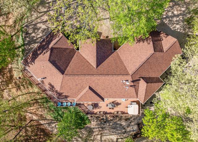 Property at 160 Old Horseshoe Rdg, Lampe, MO 65681, 5 beds, 4 baths