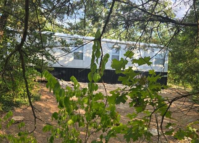 Property at 170 Barney Dr, Rockaway Beach, MO 65740, 2 beds, 1 bath