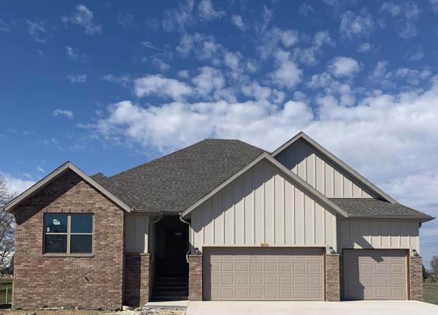Property at 3071 E Franz Sigel St, Republic, MO 65738, 5 beds, 3 baths
