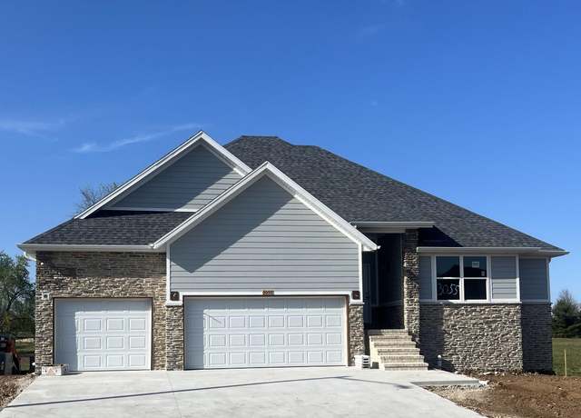 Property at 3055 E Franz Sigel St, Republic, MO 65738, 5 beds, 3 baths