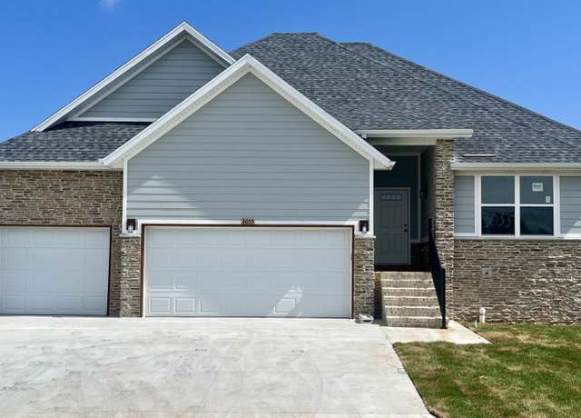 Property at 3055 E Franz Sigel St, Republic, MO 65738, 5 beds, 3 baths