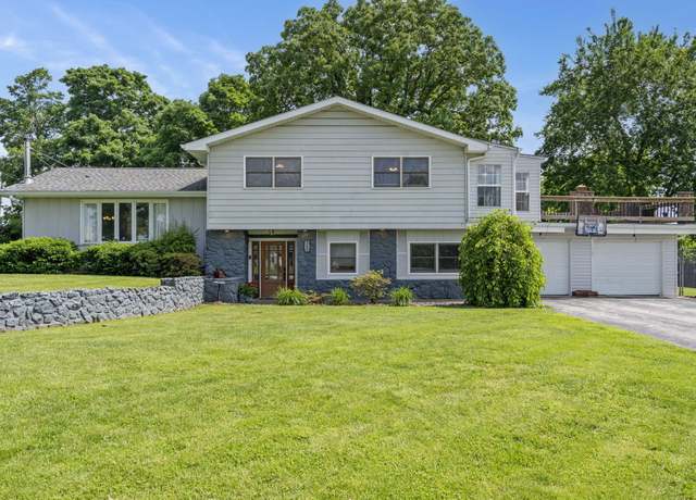 Property at 100 W Bumgarner Blvd, Strafford, MO 65757, 4 beds, 3 baths