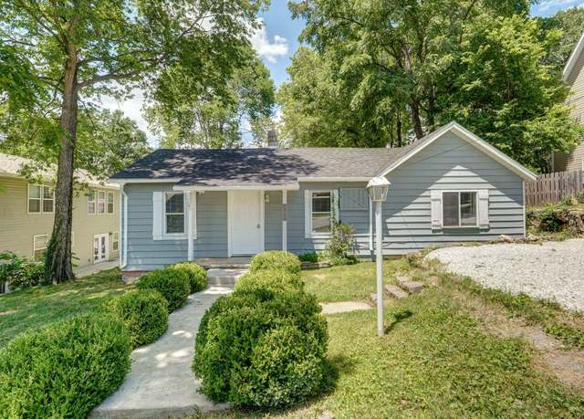 Property at 305 E Oak St, Ozark, MO 65721, 3 beds, 2 baths