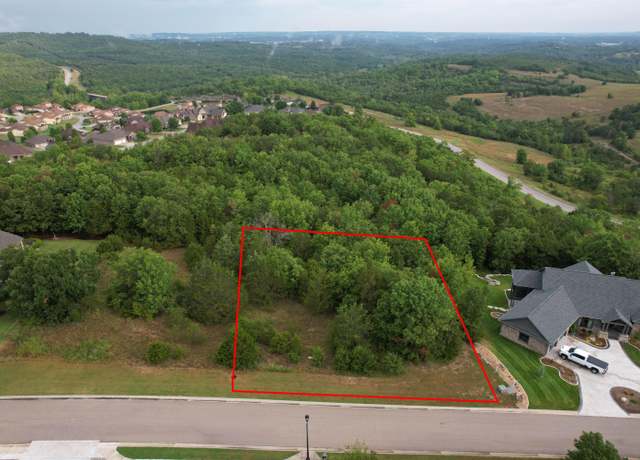 Property at 184 Forest Oak Dr, Hollister, MO 65672