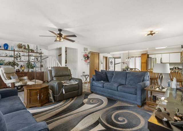 Property at 1901 Paradise Landing Rd #1, Kimberling, MO 65686, 2 beds, 2.5 baths