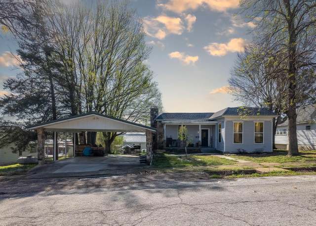 Property at 213 Arch, Thayer, MO 65791, 3 beds, 1 bath