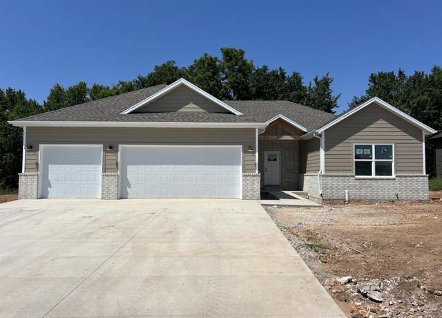 Property at 127 E Kelce Ln, Republic, MO 65738, 4 beds, 2 baths