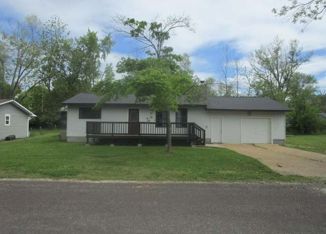 Property at 510 W 3rd St, Mountain View, MO 65548, 2 beds, 1 bath