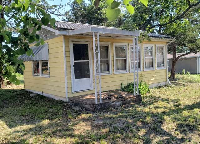 Property at 232 Jewel Ave Ave, Protem, MO 65733, 1 bed, 1 bath