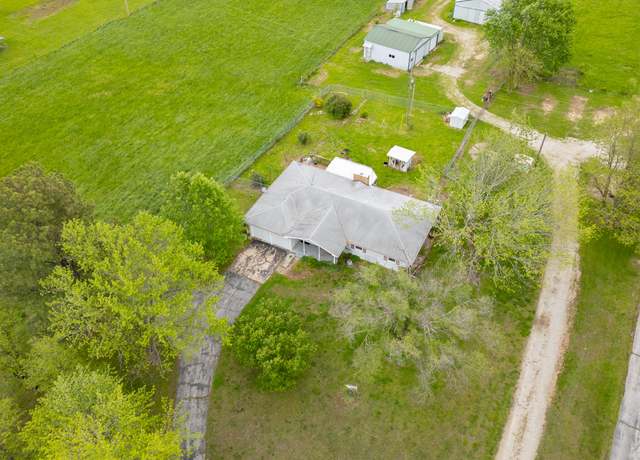 Property at 38 Martin Ln, Fair Grove, MO 65648, 3 beds, 1.5 baths