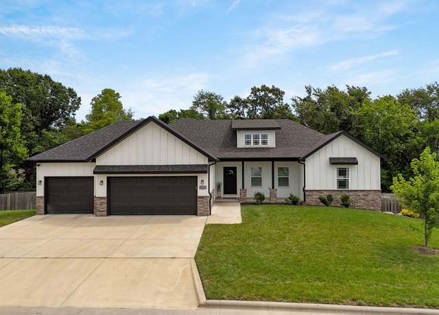 Property at 4712 Florence Ave, Ozark, MO 65721, 5 beds, 3 baths