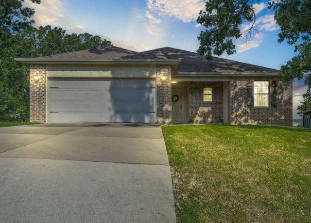 Property at 1065 S 21st Ave, Ozark, MO 65721, 3 beds, 2 baths