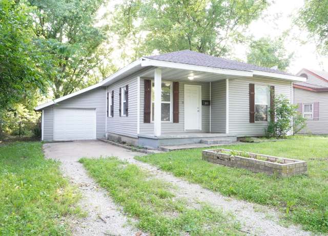 Property at 1019 N Clifton Ave, Springfield, MO 65802, 3 beds, 1 bath