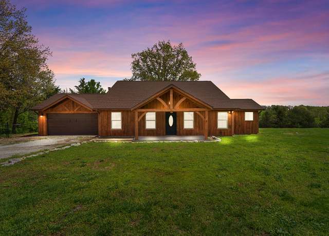 Property at 6088 N Farm Rd 105, Willard, MO 65781, 4 beds, 2.5 baths