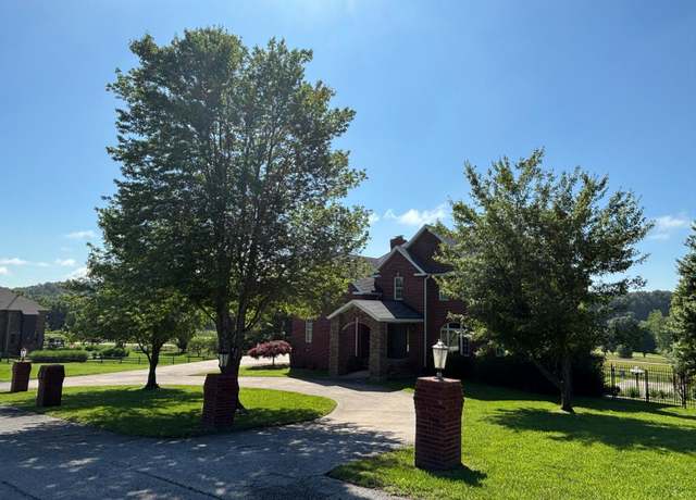 Property at 78 Pebble Beach Rd, Clever, MO 65631, 4 beds, 3.5 baths