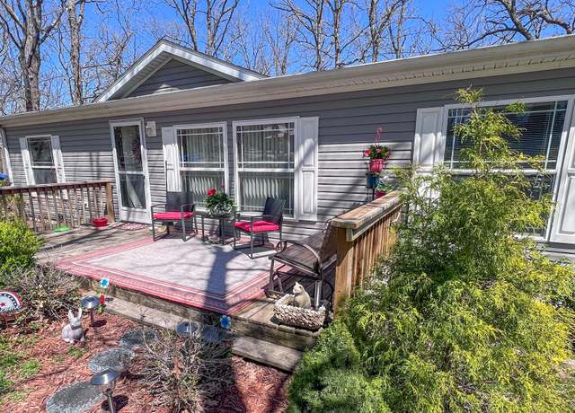Property at 24067 Oak St, Pittsburg, MO 65724, 3 beds, 2 baths