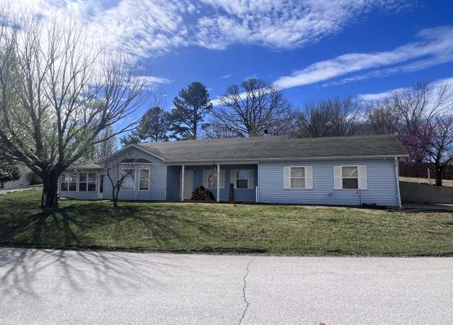 Property at 208 N Julie Ave, Mansfield, MO 65704, 4 beds, 2 baths