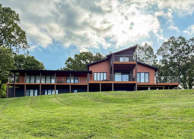 Property at 210 Oakside Rdg, Cape Fair, MO 65624, 4 beds, 3 baths