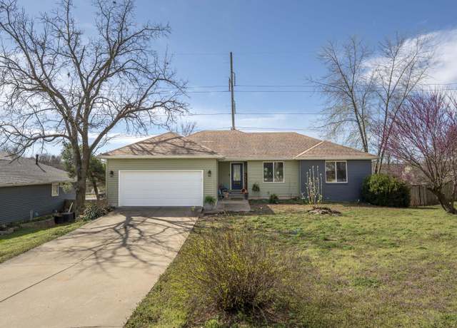 Property at 3878 W Cambridge St, Springfield, MO 65807, 3 beds, 2 baths