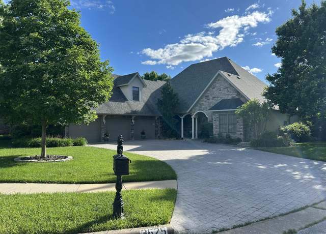 Property at 3625 S Burge Ave, Springfield, MO 65807, 4 beds, 3.5 baths