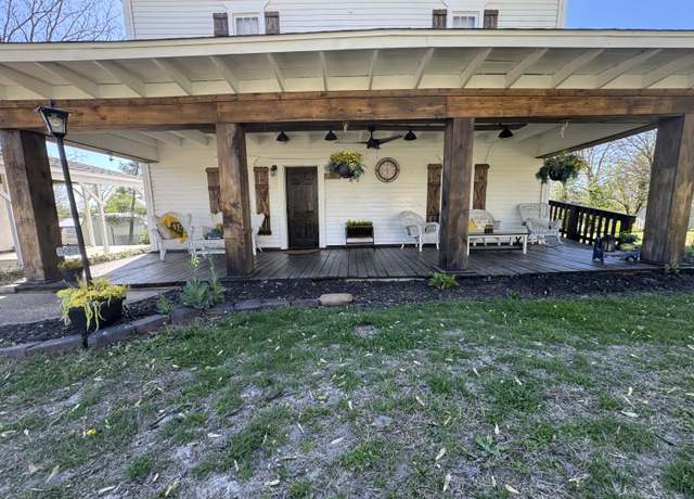 Property at 509 S Mansfield Rd, Ava, MO 65608, 5 beds, 3 baths