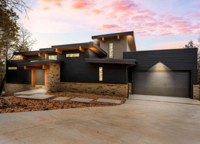 Property at 874 Discovery Bay Dr, Shell Knob, MO 65747, 4 beds, 3.5 baths