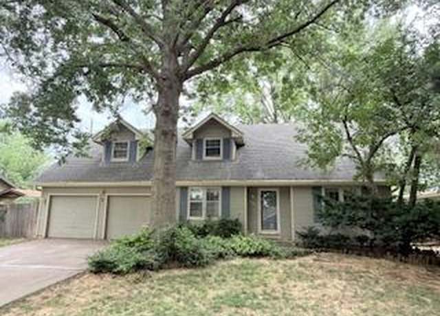 Property at 3418 S Virginia Ave, Springfield, MO 65807, 4 beds, 2.5 baths
