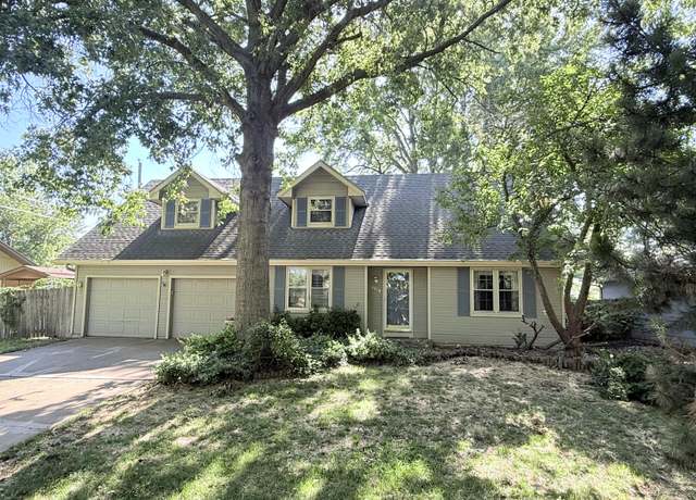 Property at 3418 S Virginia Ave, Springfield, MO 65807, 4 beds, 2.5 baths