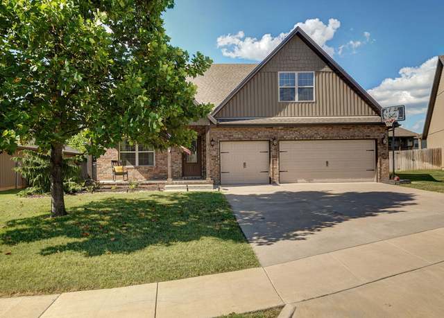 Property at 813 E Romeo Ct, Nixa, MO 65714, 4 beds, 2.5 baths