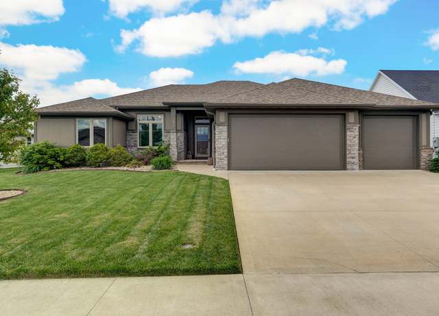 Property at 926 E Downshire Dr, Nixa, MO 65714, 4 beds, 2.5 baths