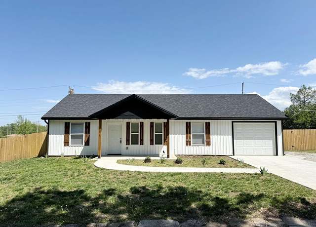 Property at 103.5 Westhaven Dr, El Dorado Springs, MO 64744, 3 beds, 2 baths