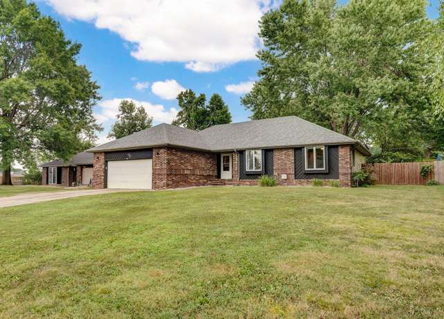 Property at 912 Brooke Ct, Nixa, MO 65714, 3 beds, 2 baths