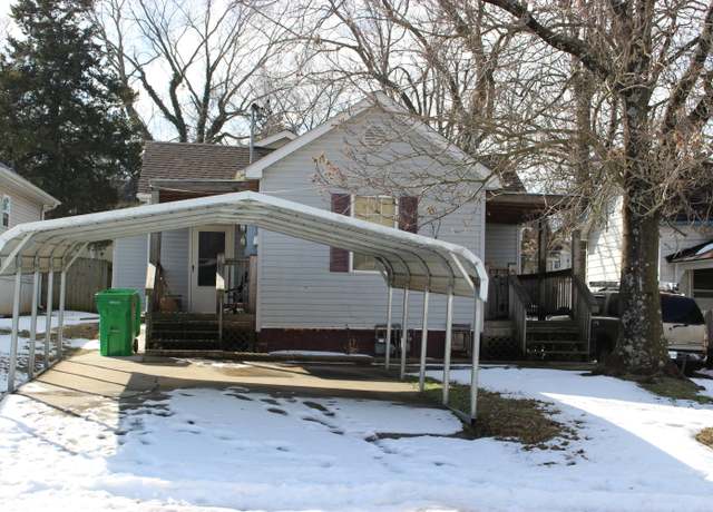 Property at 810 W College St, Springfield, MO 65806, 3 beds, 2 baths
