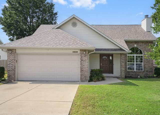 Property at 3828 W Jordan St, Springfield, MO 65802, 4 beds, 2 baths