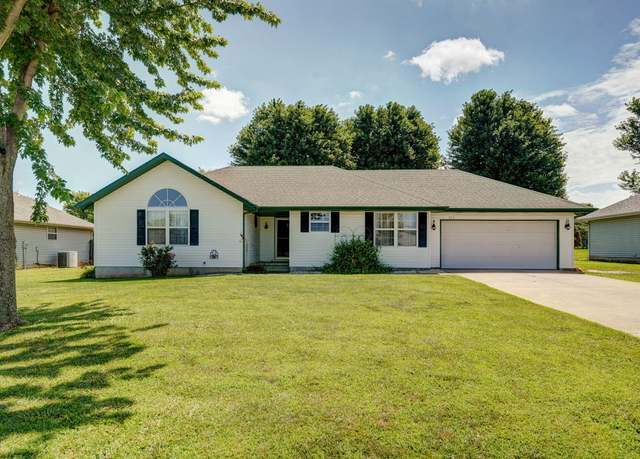 Property at 204 Arrowhead Rd, Willard, MO 65781, 3 beds, 2 baths