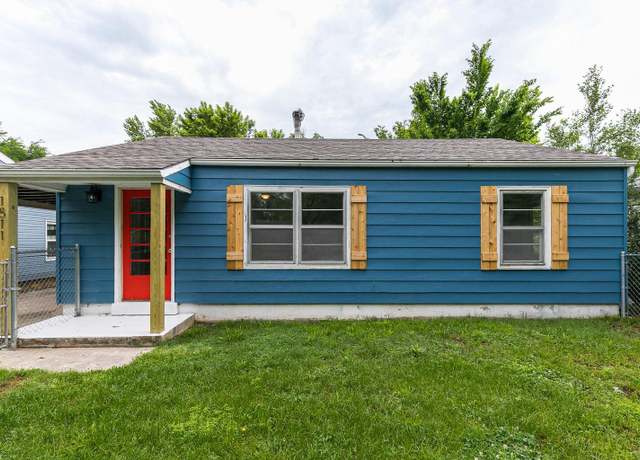 Property at 1511 W Hamilton St, Springfield, MO 65802, 2 beds, 1 bath