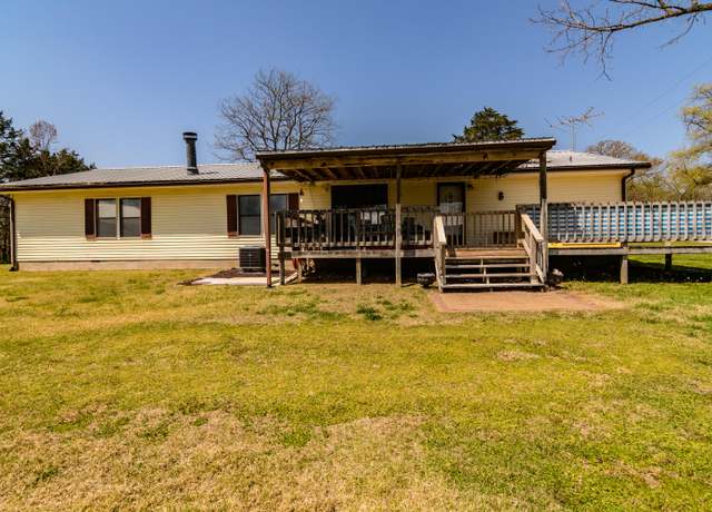 Property at 29 Holiday Hills Dr, Cape Fair, MO 65624, 3 beds, 2 baths