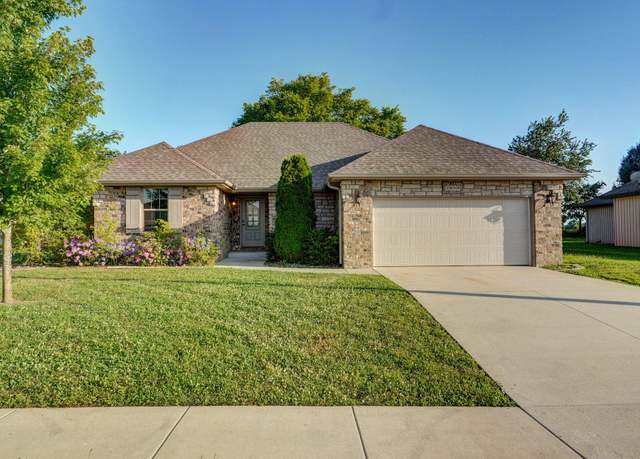 Property at 2000 E Greenwich Dr, Ozark, MO 65721, 4 beds, 2 baths