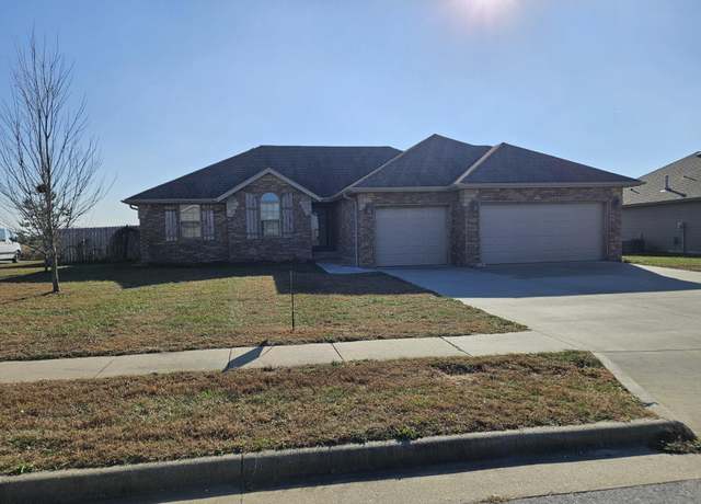 Property at 988 Capitol Hill Dr, Rogersville, MO 65742, 4 beds, 2 baths