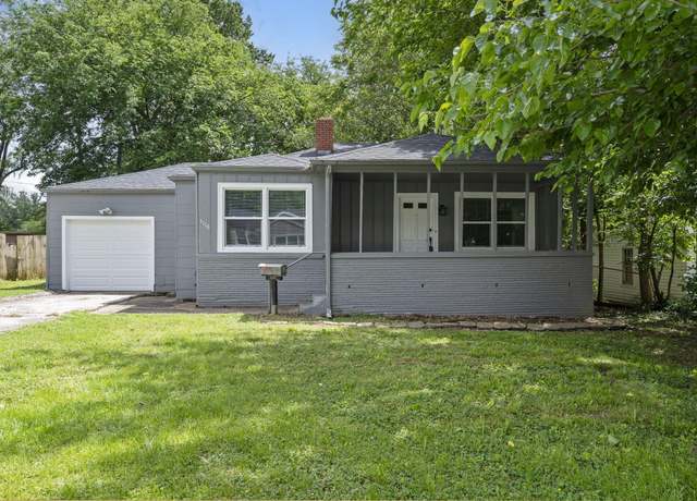 Property at 1116 W University St, Springfield, MO 65807, 2 beds, 1 bath